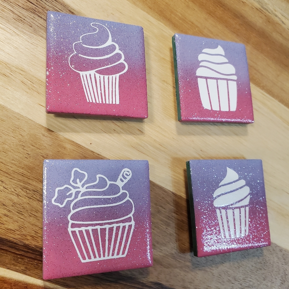 Cupcake Magnets - Picture 5 of 5